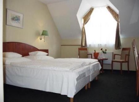 Gottwald Hotel Tatabanya Bilik gambar